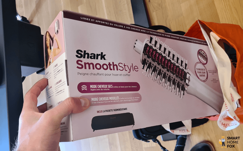 Der Shark SmoothStyler wird benutzt.